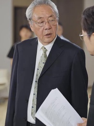 Episode 43 - She Played the Game, I Changed the Rules