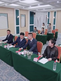 Épisode 69 - [Doublé]Après le divorce, je monte au sommet avec ma fille