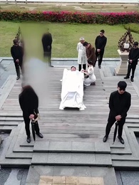 Ich bin wie ein Gott - Episode 15