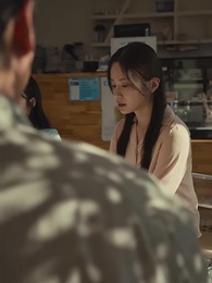 더 터치：딸의 남사친과 사랑에 빠지는 엄마의 이야기 - Episode 54