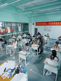 Khi Cả Nhà Cười Tôi Rớt Đại Học, Tôi Trở Thành Trạng Nguyên - Episode 10