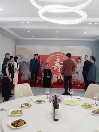 เสียงที่เปลี่ยนให้ฉันกลายเป็นเจ้าแม่บ้านเช่า - Episode 51