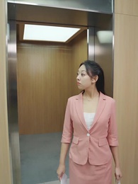 第24集 - 閃婚後，我搖身一變成後媽