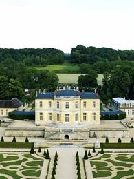 第32集 - 天降奶團小戲精,全家寵翻了!