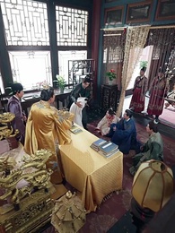 لقاء الغرباء - Episode 36