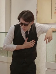 美女總裁的貼身狂龍 - Episode 72