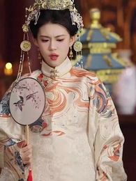 การลอบเร้นใต้ร่มเงาพระราชวัง - Episode 38