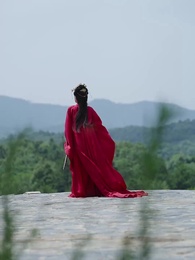 聖女請自重，大叔我呀只想成親 - Episode 64