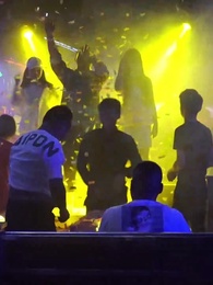 傲嬌美女總裁霸上我 - Episode 25