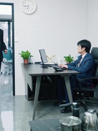 隱婚是假，千金是真 - Episode 48