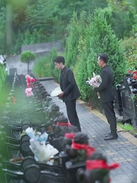 Tiga Tahun Lagi, Cinta Lembut Tetap Ada - Episode 13