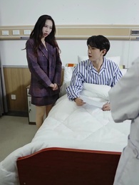 Episode 40 - As Bright as the Sun: Emma White