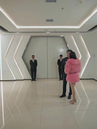 我的24歲美女總裁老婆 - Episode 85