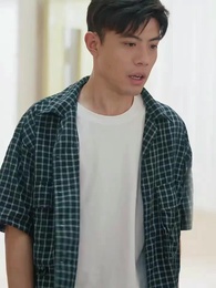 Episode 40 - Heiress in the Wrong Shoes: When Wealth Meets Woe