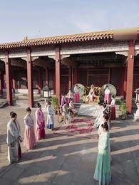 깊은 궁 안에서 - Episode 1