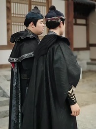 Episode 11 - The Lightbringer's Return