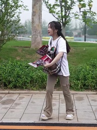 第1集 - 閃婚後成了隱藏首富的心尖寵