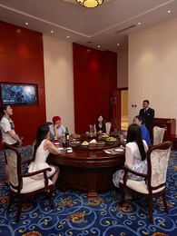 第33集 - 閃婚後成了隱藏首富的心尖寵