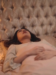 ふたりの時空越え、宿敵との結婚 - Episode 2