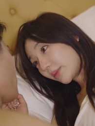 閃婚後被豪門大叔寵上癮 - Episode 74