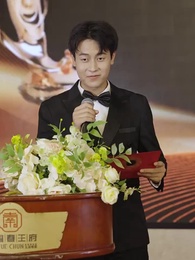 制霸娛樂圈，總裁被撩翻了 - Episode 69