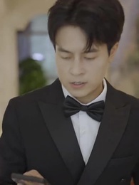 制霸娛樂圈，總裁被撩翻了 - Episode 71