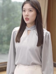 師父求我下山禍害九個絕色師姐 - Episode 97