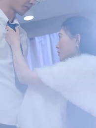 開局離婚,她竟是豪門繼承人 - Episode 1