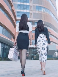 物價貶值，美女總裁跪求復合 - Episode 33