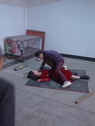 甜蜜婚寵:殘疾大佬夜夜撩 - Episode 13