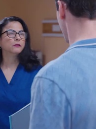 زوجتك فرت مع أبنائك الستة - Episode 9