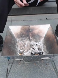 أحدِّق إليها من قاع الهاوية - Episode 2