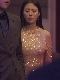 美女總裁的鎮疆龍帥 - Episode 15