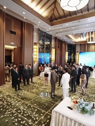 破産ボスの逆転劇 - Episode 24