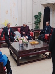 淨身出戶後,我繼承了億萬家產 - Episode 96