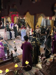 落花逢君冠中宮 - Episode 31