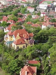 薄爺，夫人出價壹千億要退婚 - Episode 79