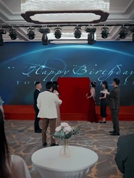 Episode 16 - Enthüllt: Die wahre Identität der Frau Reinhardt