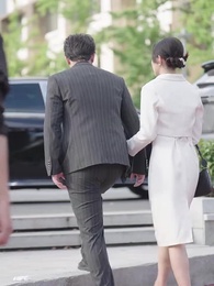 第26集 - 出國七年後,丈夫哭著求我和女兒回頭