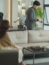 第52集 - 強勢鎖婚:傅少的啞巴新妻