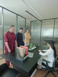 女社長と影の守護者 - Episode 66