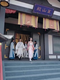 第11集 - 修煉十萬年,妳說我是雜役