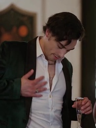 Episode 44 - [Synchro]Gefunden: Ein obdachloser Schurke