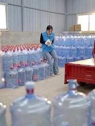 覺醒歸來,被爆萬億身價 - Episode 6