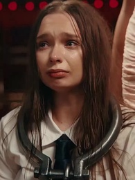 Episodio 12 - [Doblado]Entre la hija y la guerra