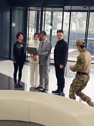 氷の令嬢と謎の守護者 - Episode 65