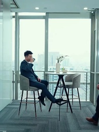 第75話 - 氷の令嬢と謎の守護者