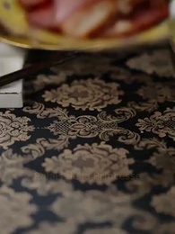 Des Cendres, une Vie - Episode 1