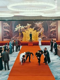 龍行天下被兒欺 - Episode 62