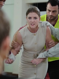 [مدبلج]عودة الفتاة المنفية - Episode 36